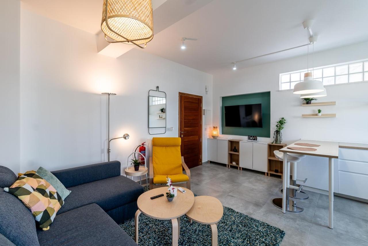 Kition City Apartments - Central Location Ларнака Екстер'єр фото